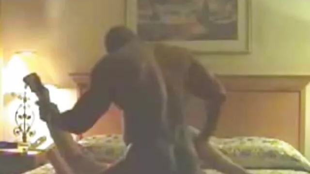 Egy szőke húzta fel a konyhaasztalon romantikus sexfilmek