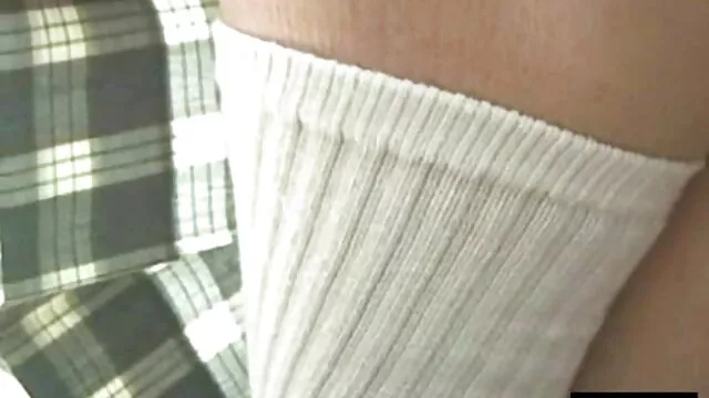 Eső hó, vér, ujj, azzal a céllal, Virginet ujj lyuk erotikusvideok az asztalon