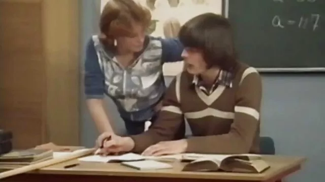A játékokkal nőtt fel, majd a ház szerelmével sexifilmek folytatta