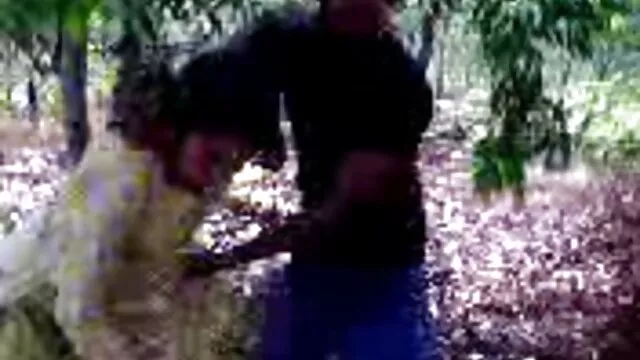 Az üveg megérinti porno filmek teljes punci