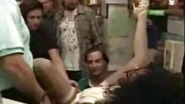 Kurva ingyenszexvideok lusta tanár, egy tag mélyen Anális