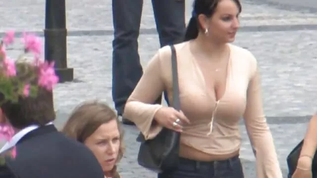 Sovány Jenna maszturbál dobott egy fantasy picsaba elvezes