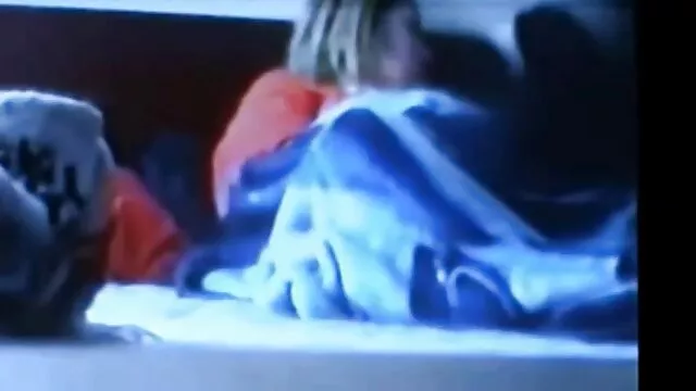 A lány fogott ingyen letölthető szexvideok két lány