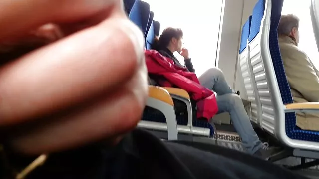 Diák játszik a családi porno ingyen kanapén