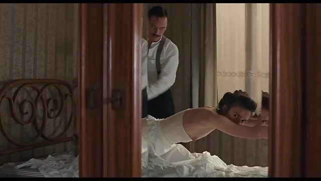 A kamera, a szőke barátnője punci video