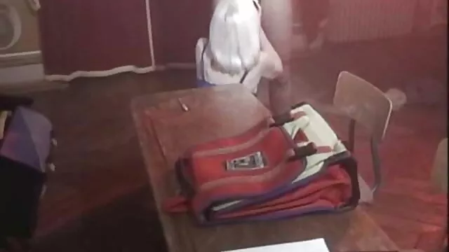 Segg orális szex videók Nyalás ujjak