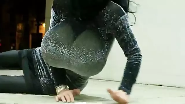 Mama Gallia rövid szex videók 3